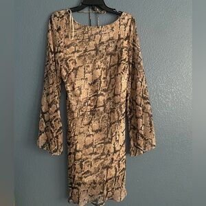 Long Sleeve Snake Print Dress